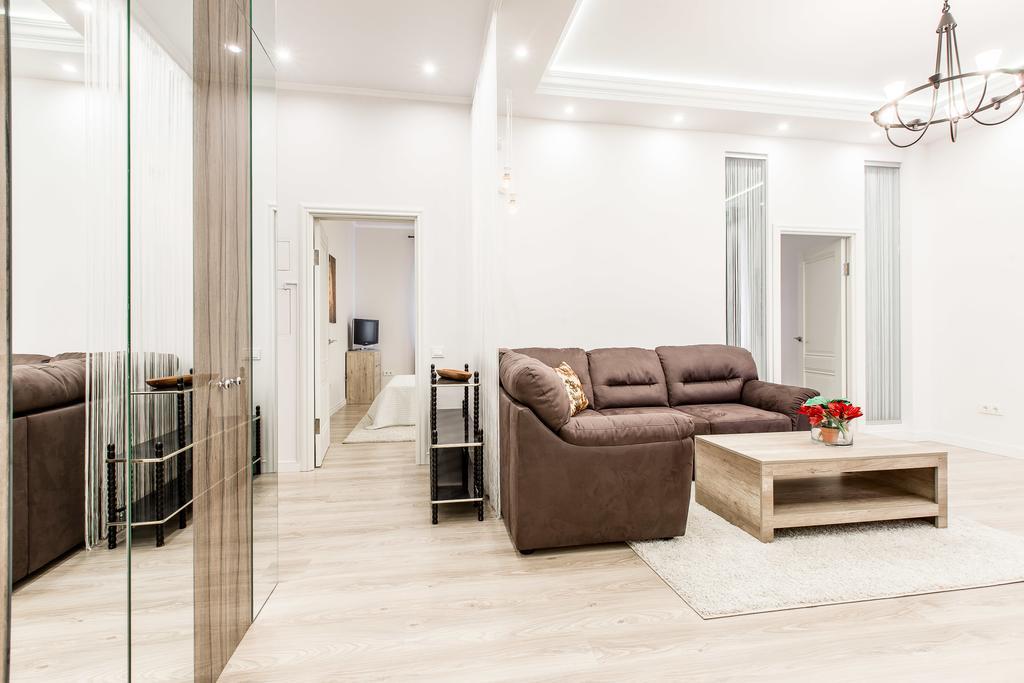 Sutkiminsk Apartment Centre Exteriör bild