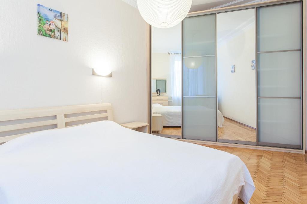 Sutkiminsk Apartment Centre Rum bild